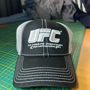 2008 Official UFC a-flex trucker hat